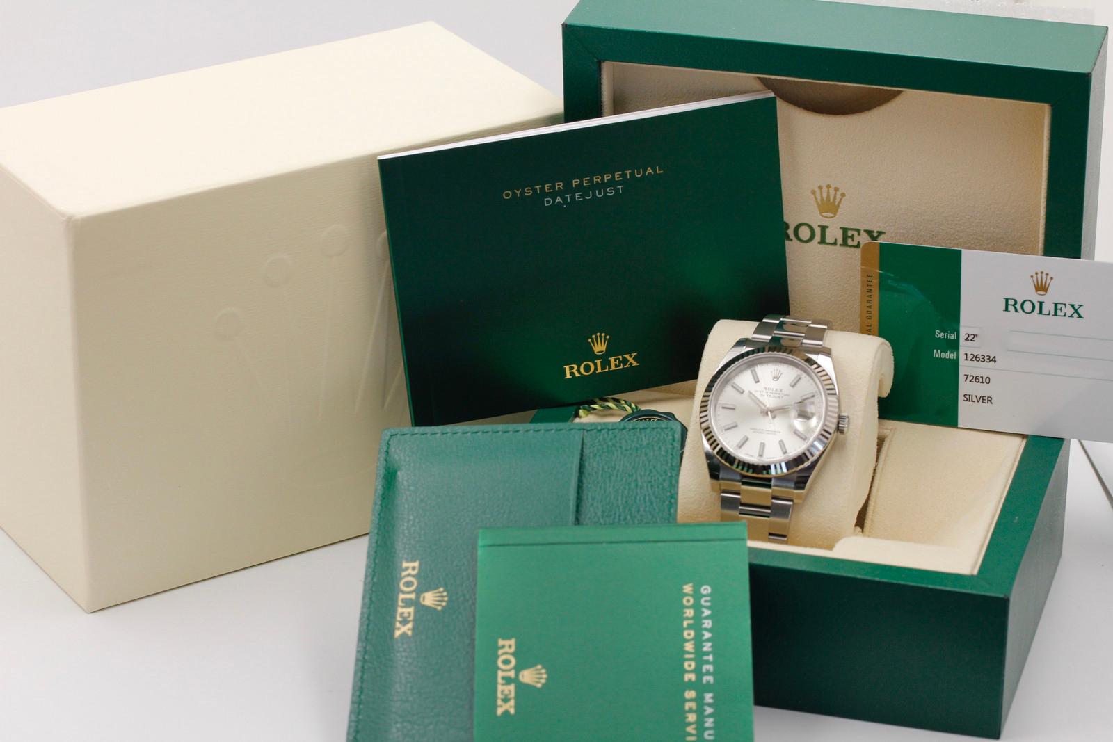 Watch Image 11