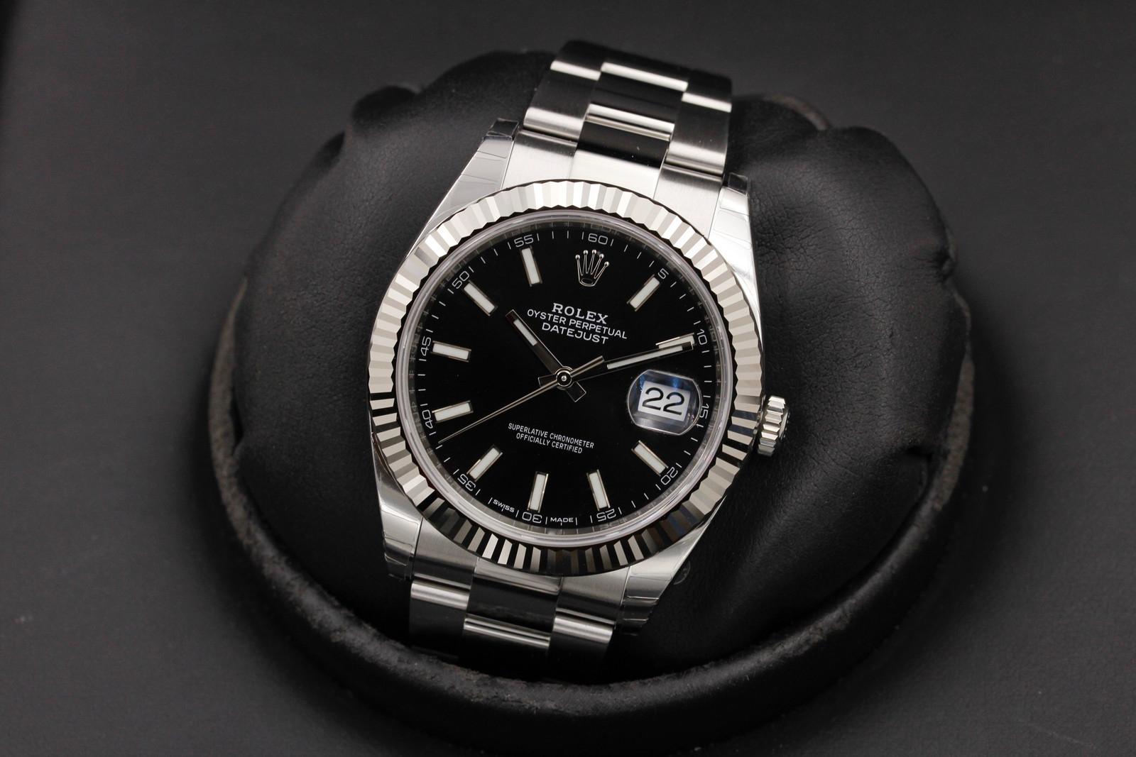 Watch Image 8