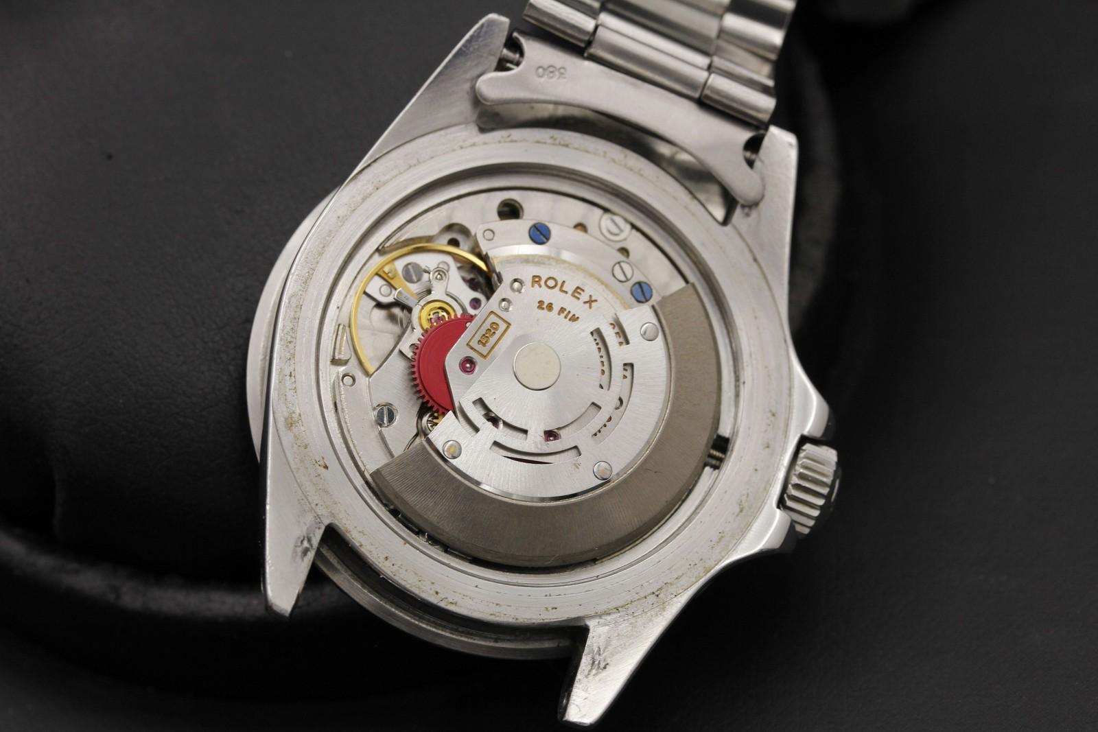 Watch Image 13