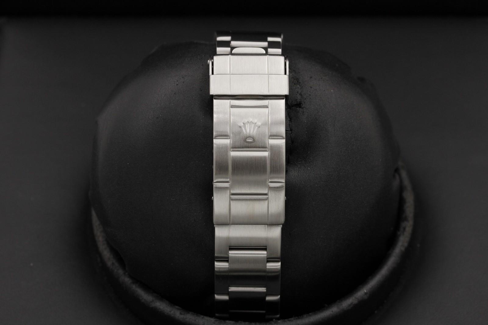 Watch Image 7