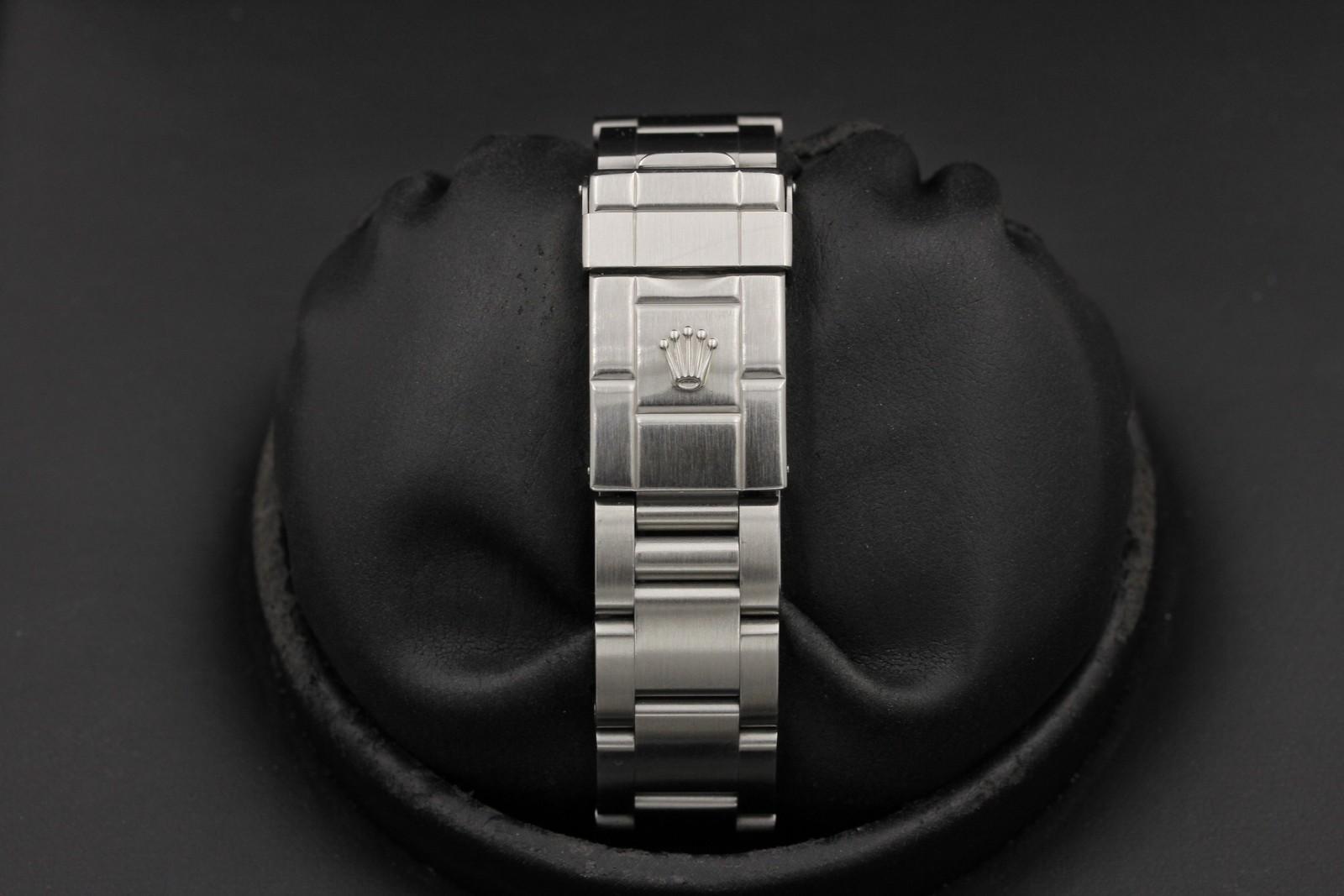 Watch Image 7