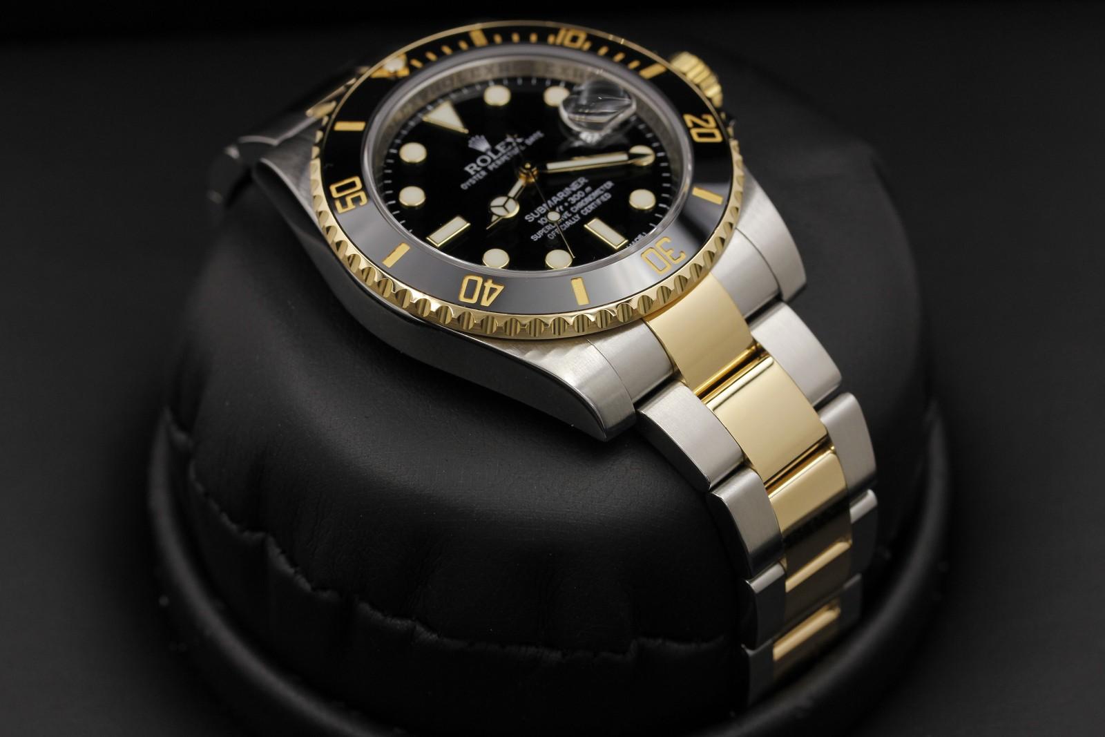 Watch Image 6