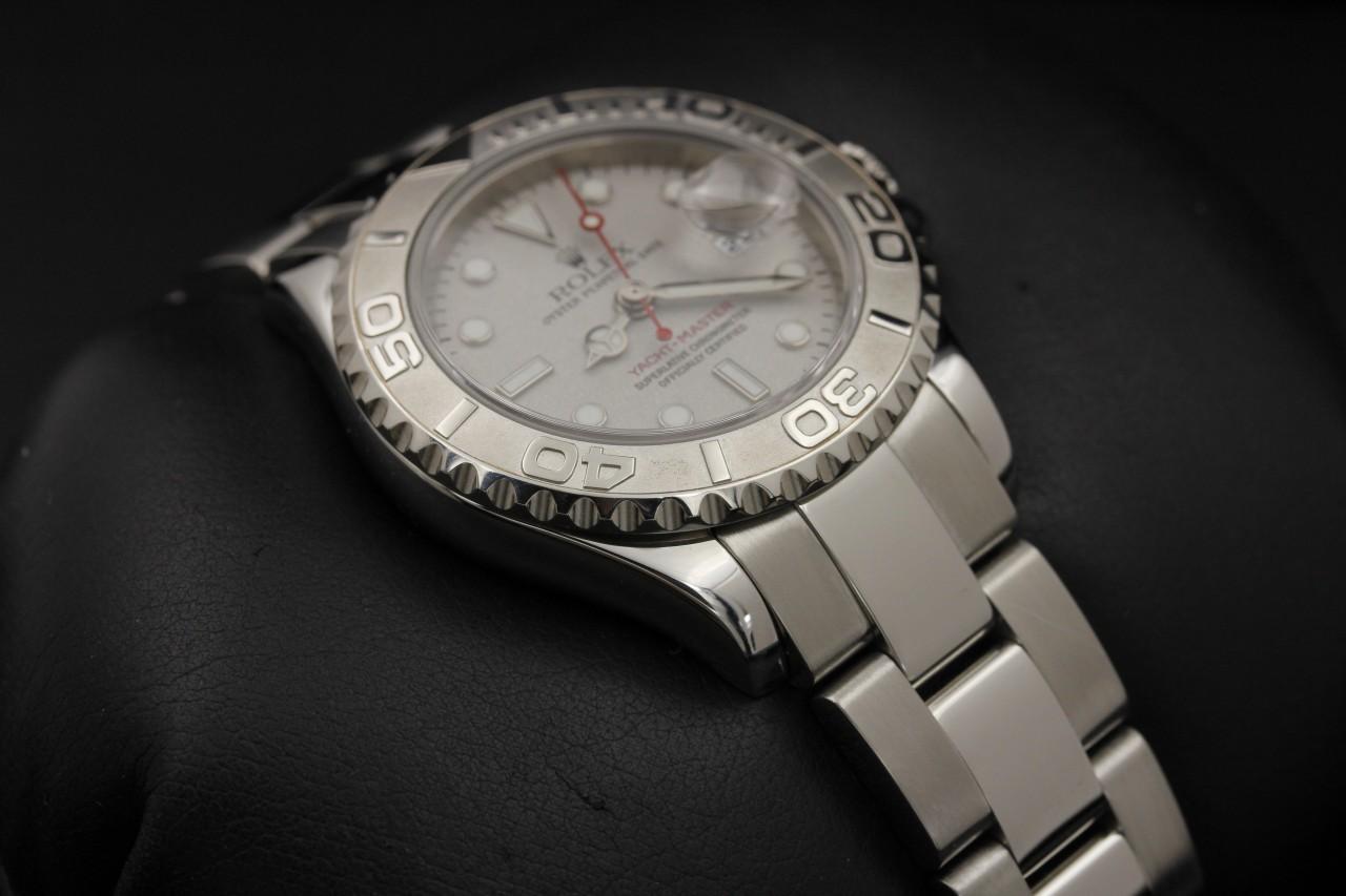 Watch Image 5