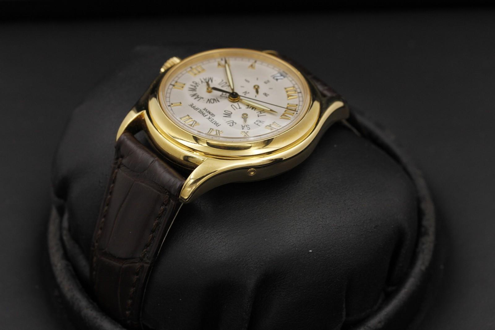 Watch Image 5
