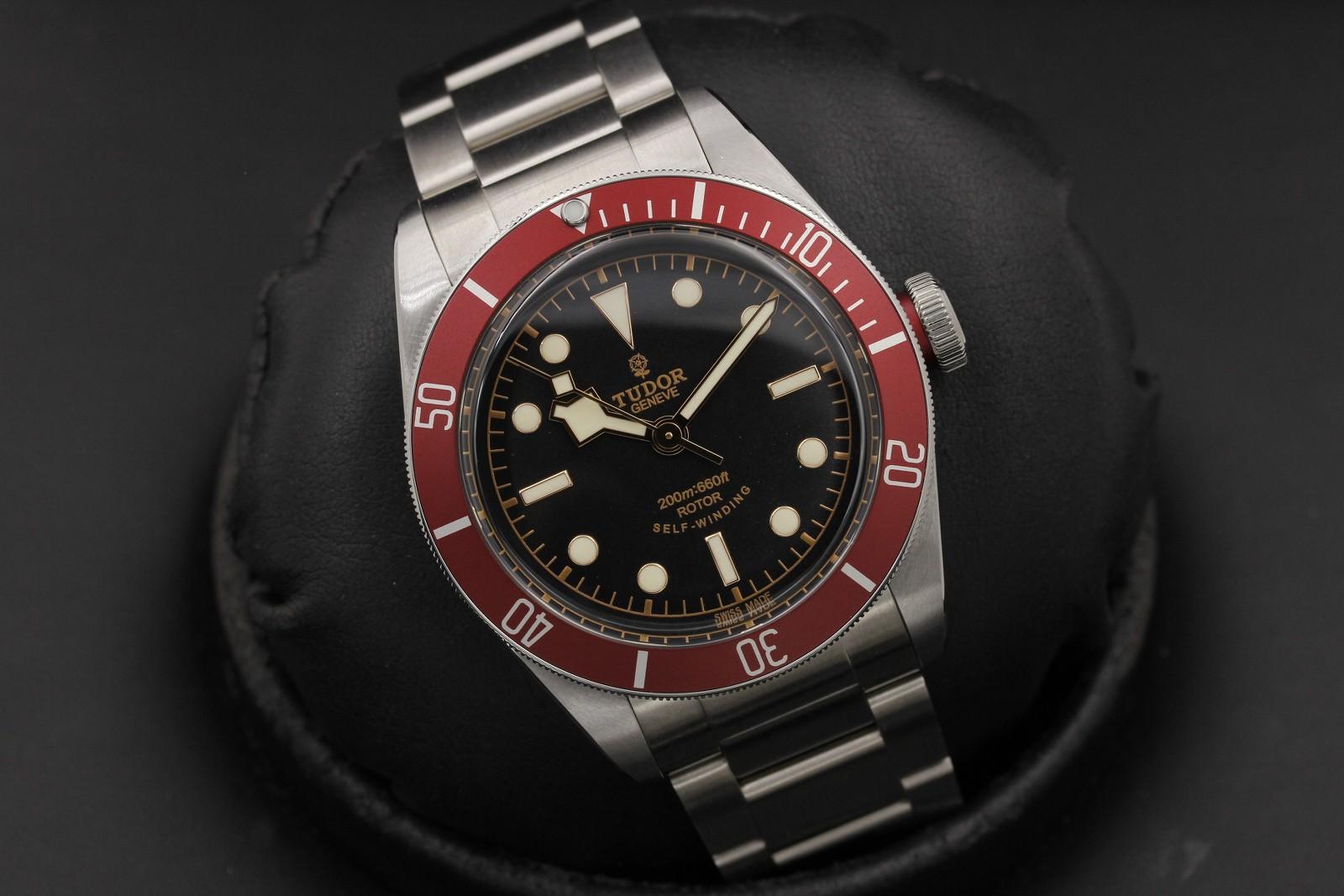 Watch Image 9