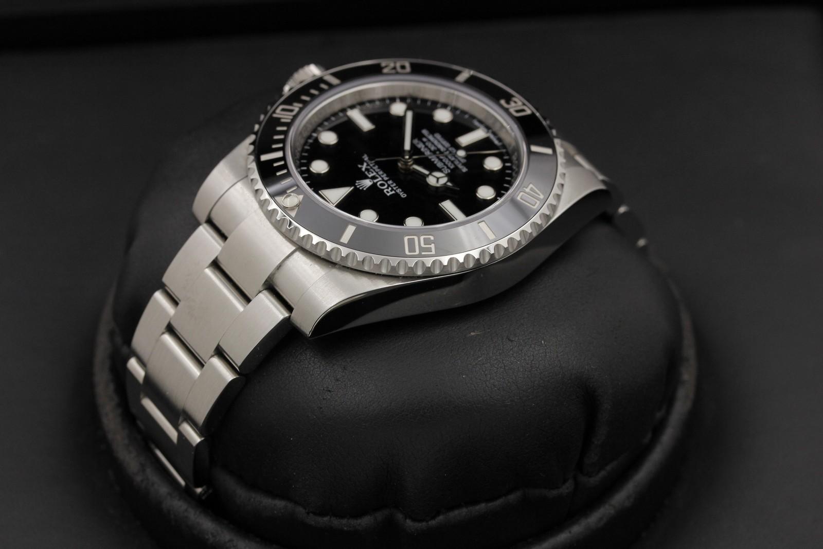 Watch Image 5