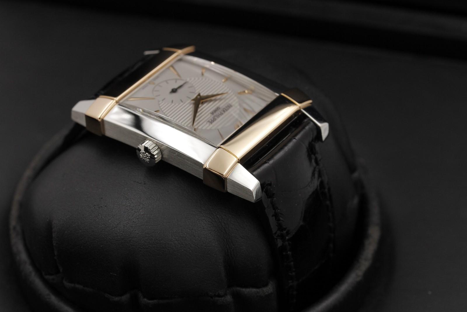 Watch Image 4