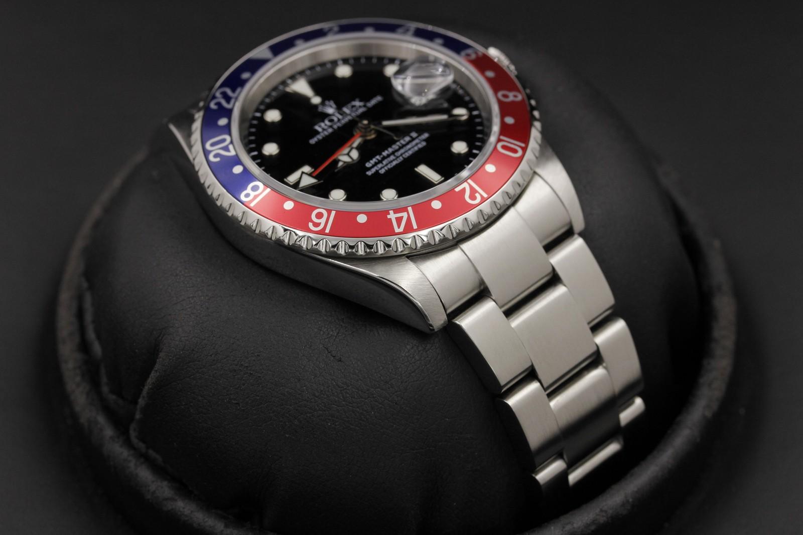 Watch Image 6