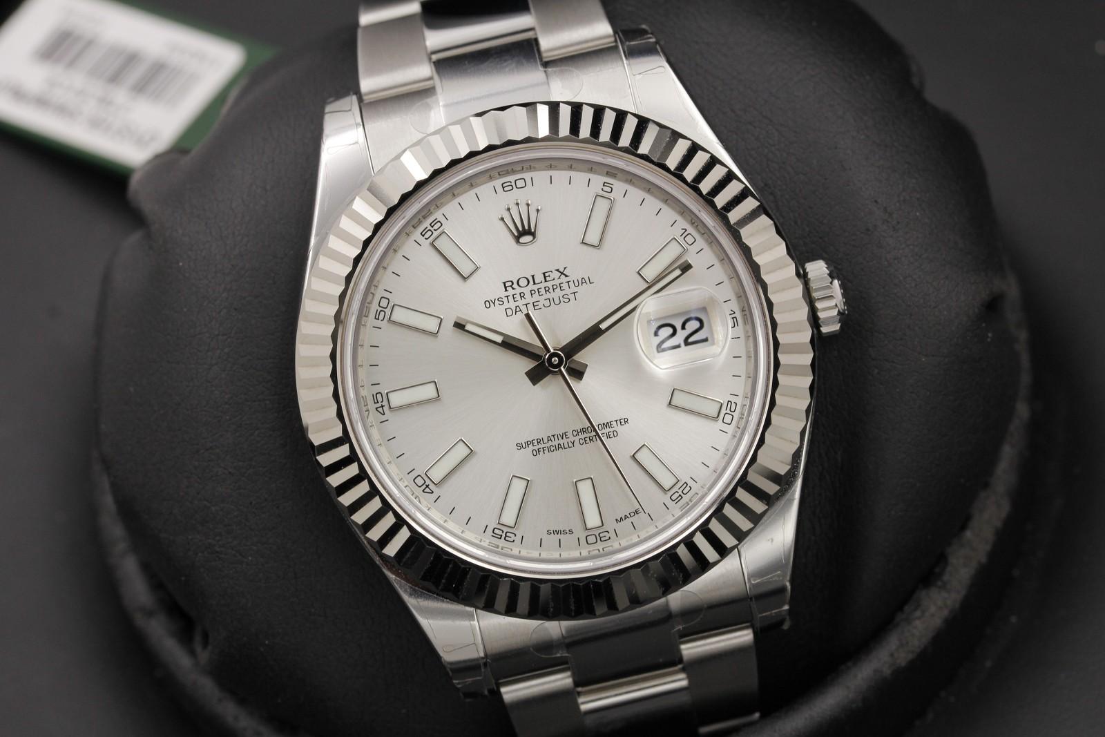 Watch Image 9