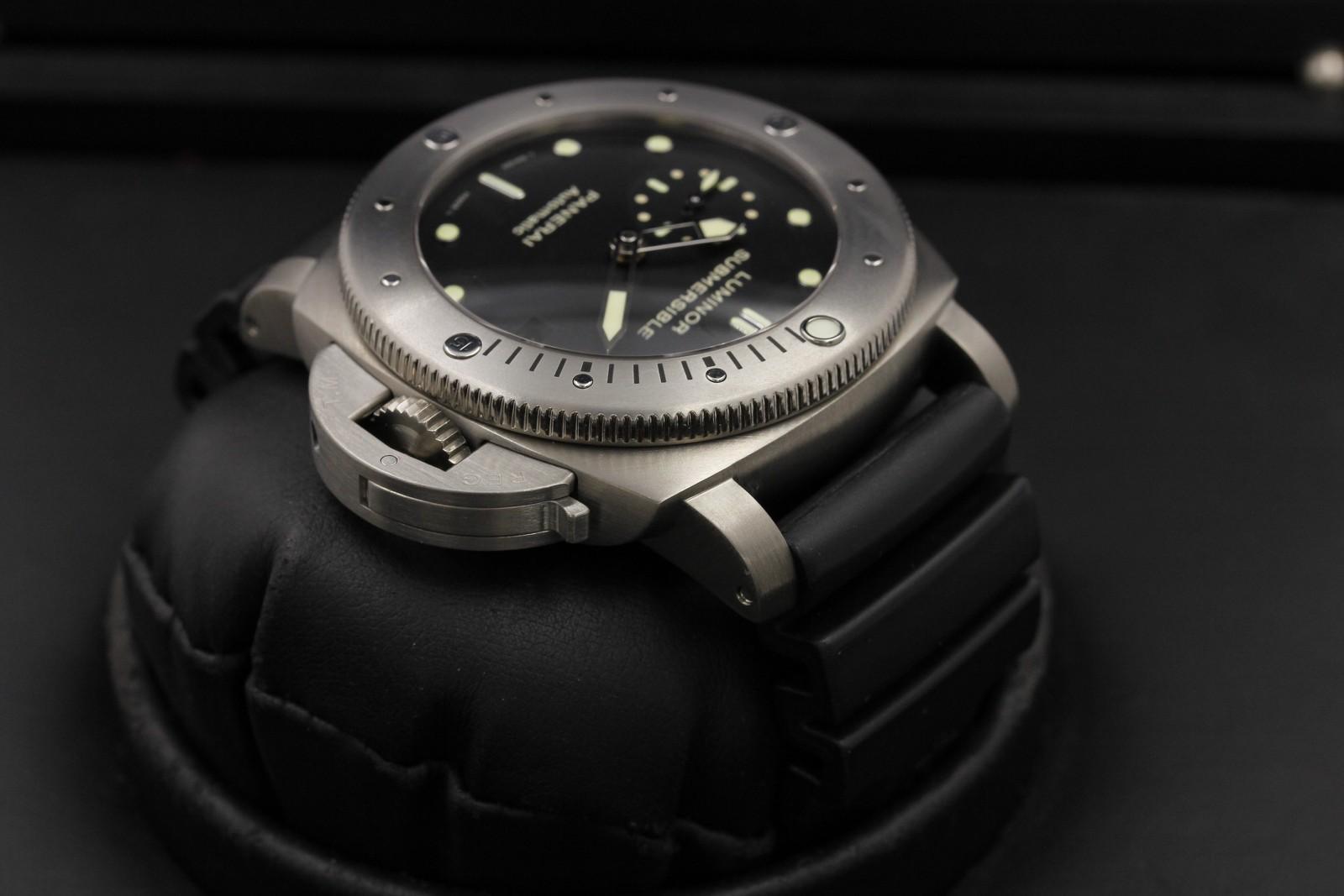 Watch Image 4