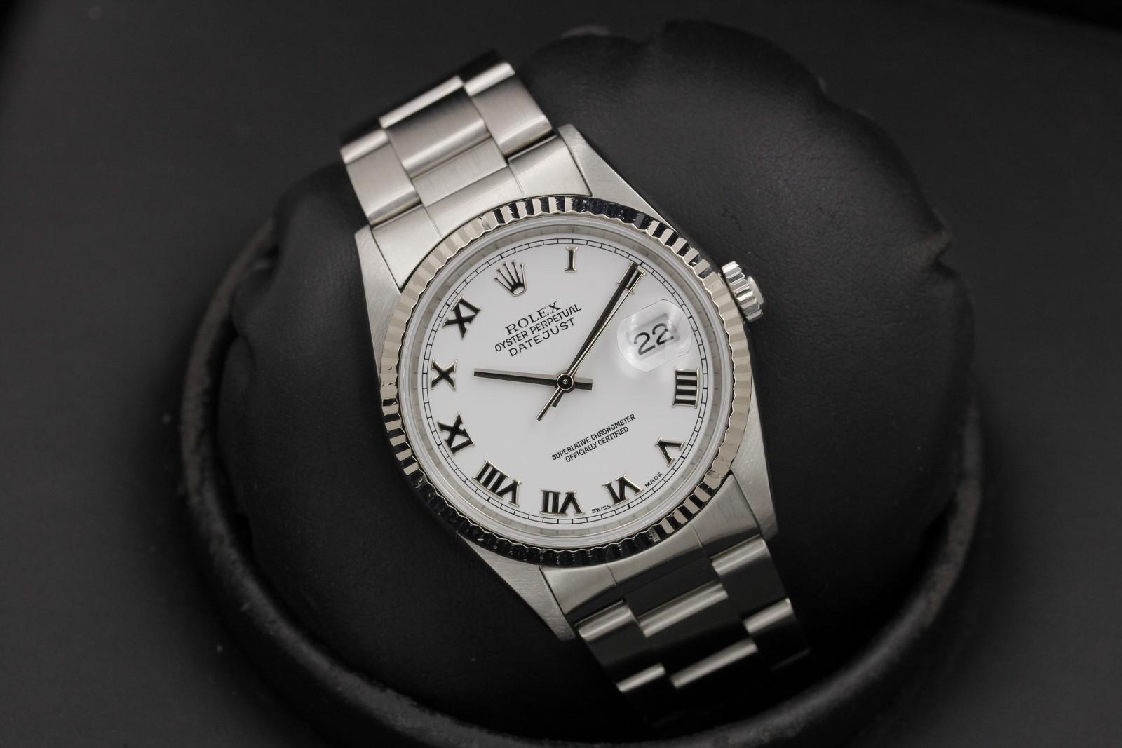 Watch Image 9