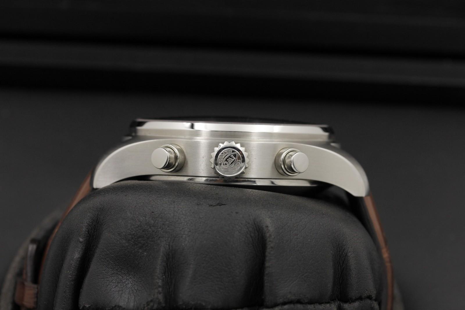 Watch Image 3