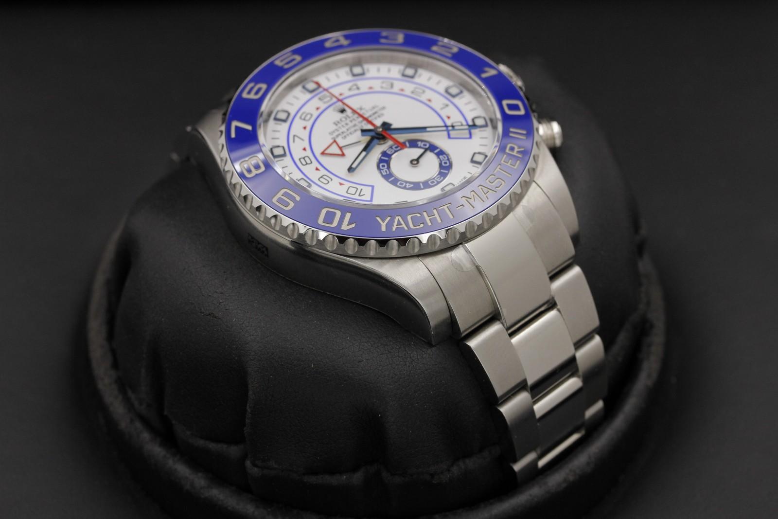 Watch Image 6