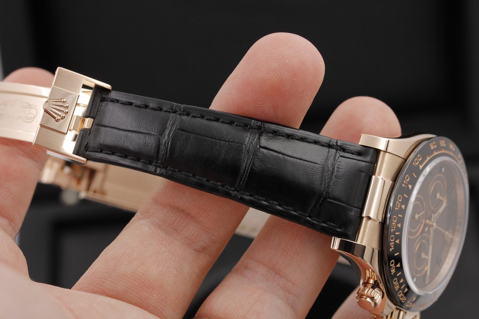 Watch Image 11