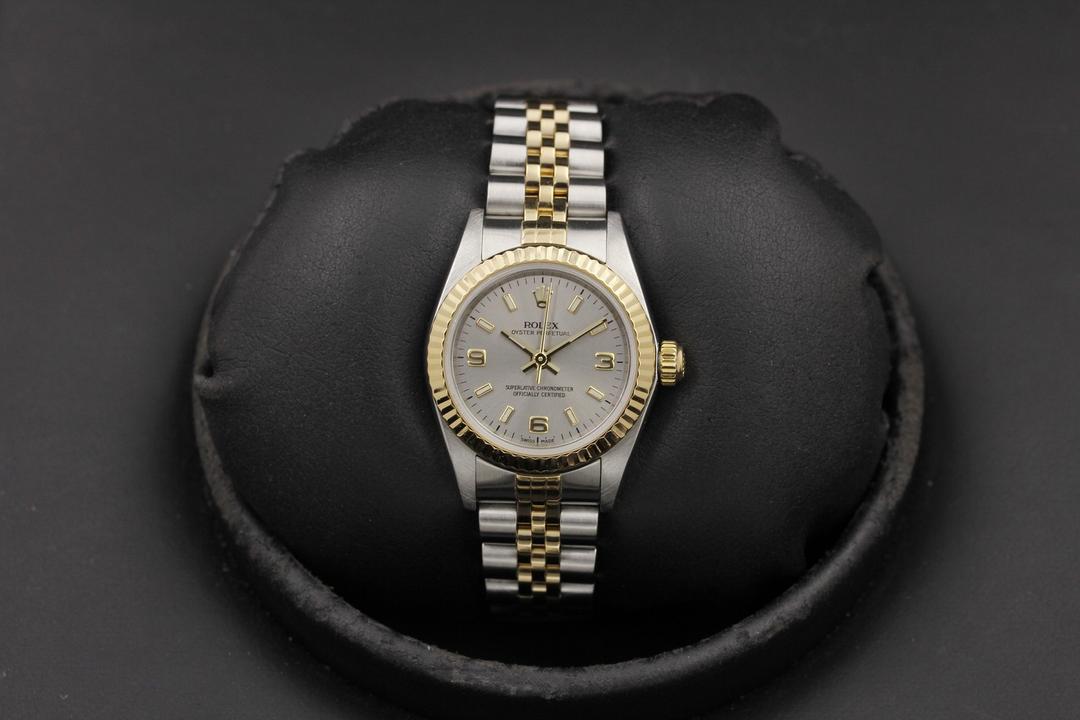 Rolex Oyster Perpetual 76193
