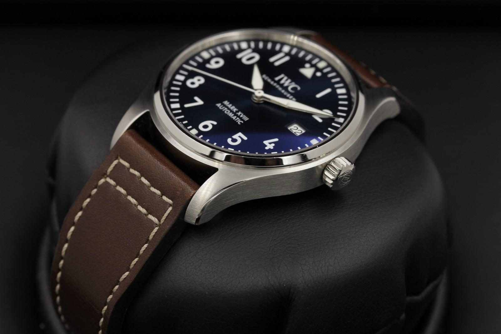 Watch Image 2
