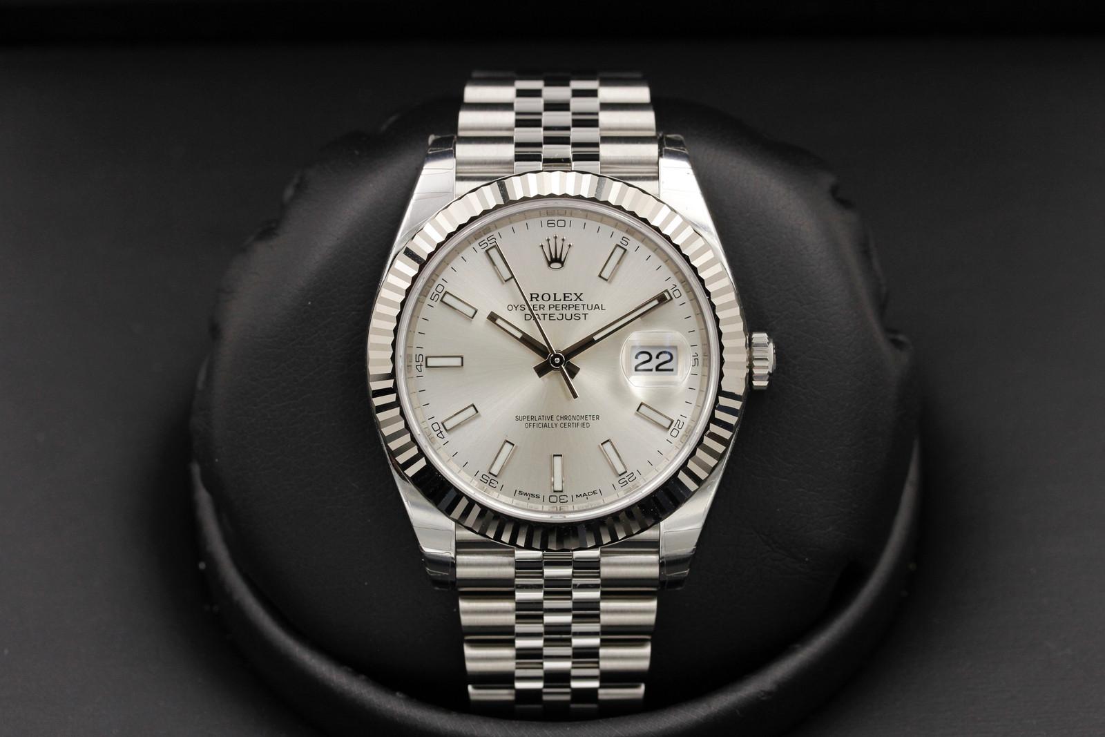 Watch Image 1
