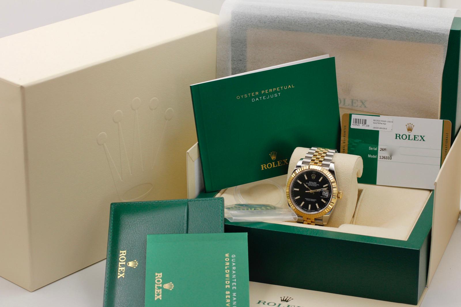 Watch Image 11