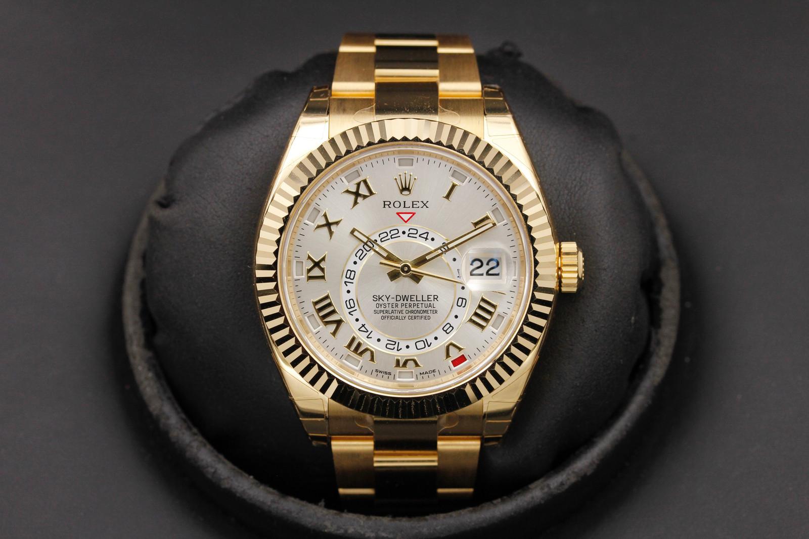 Watch Image 1
