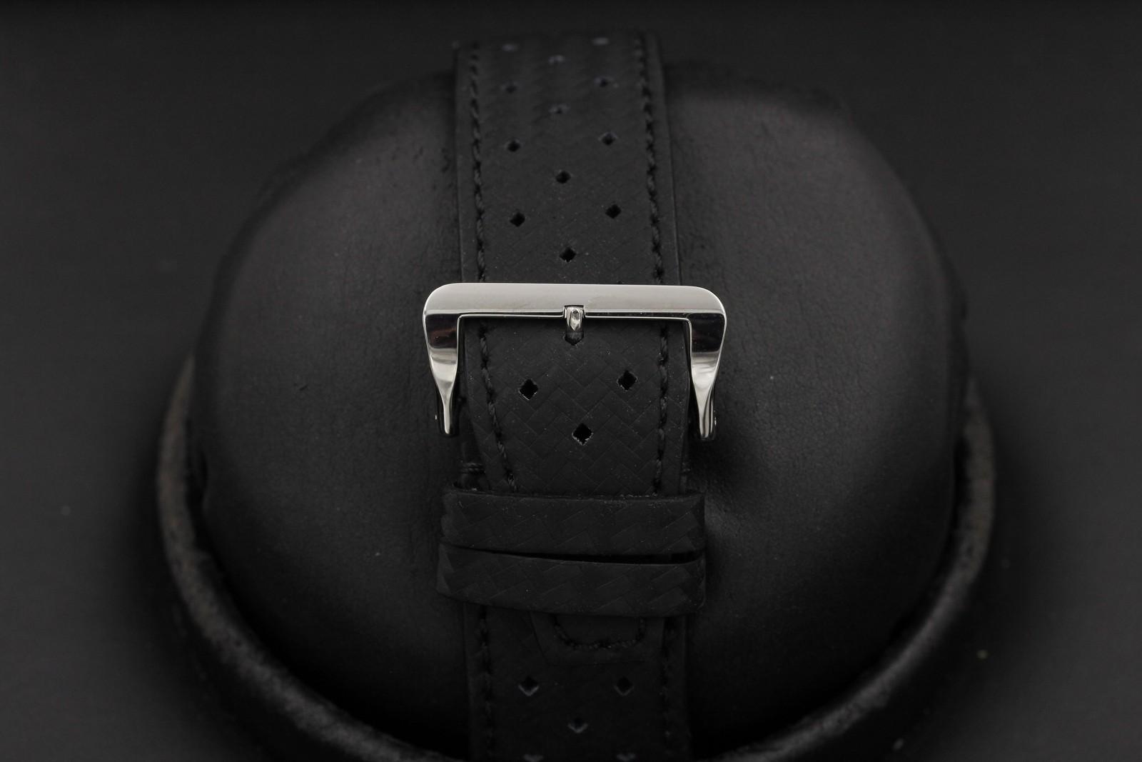 Watch Image 7