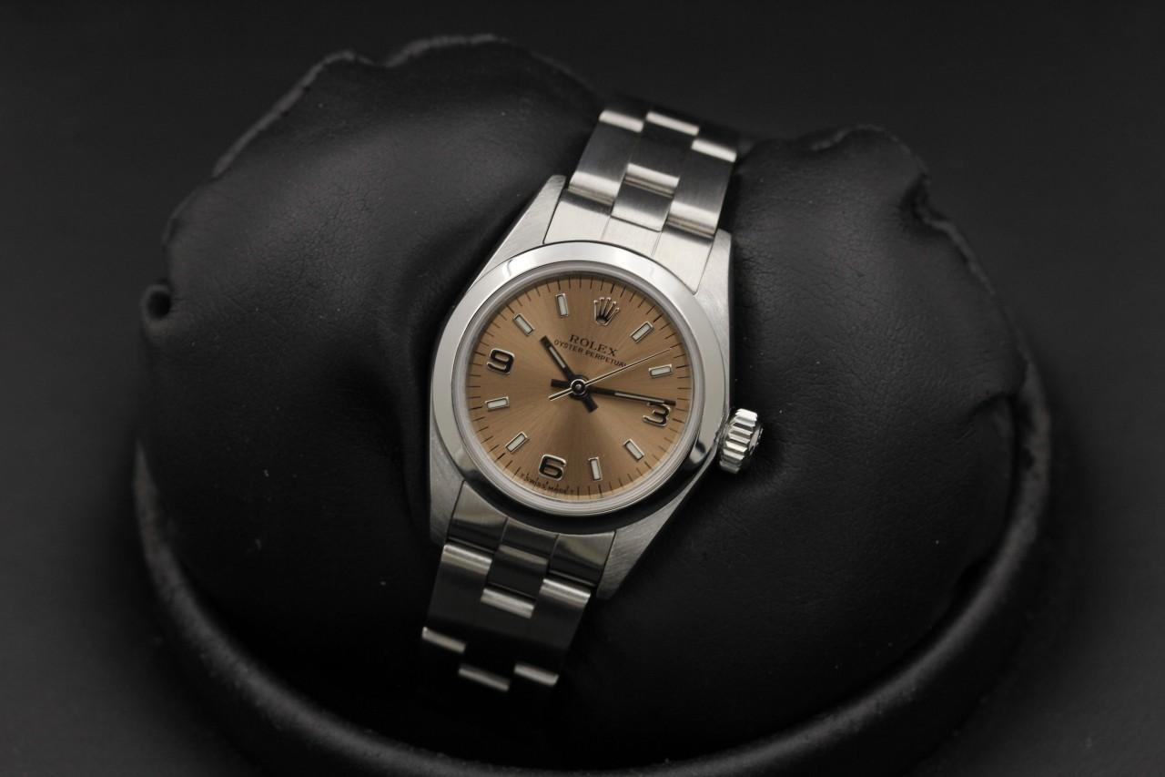 Watch Image 8