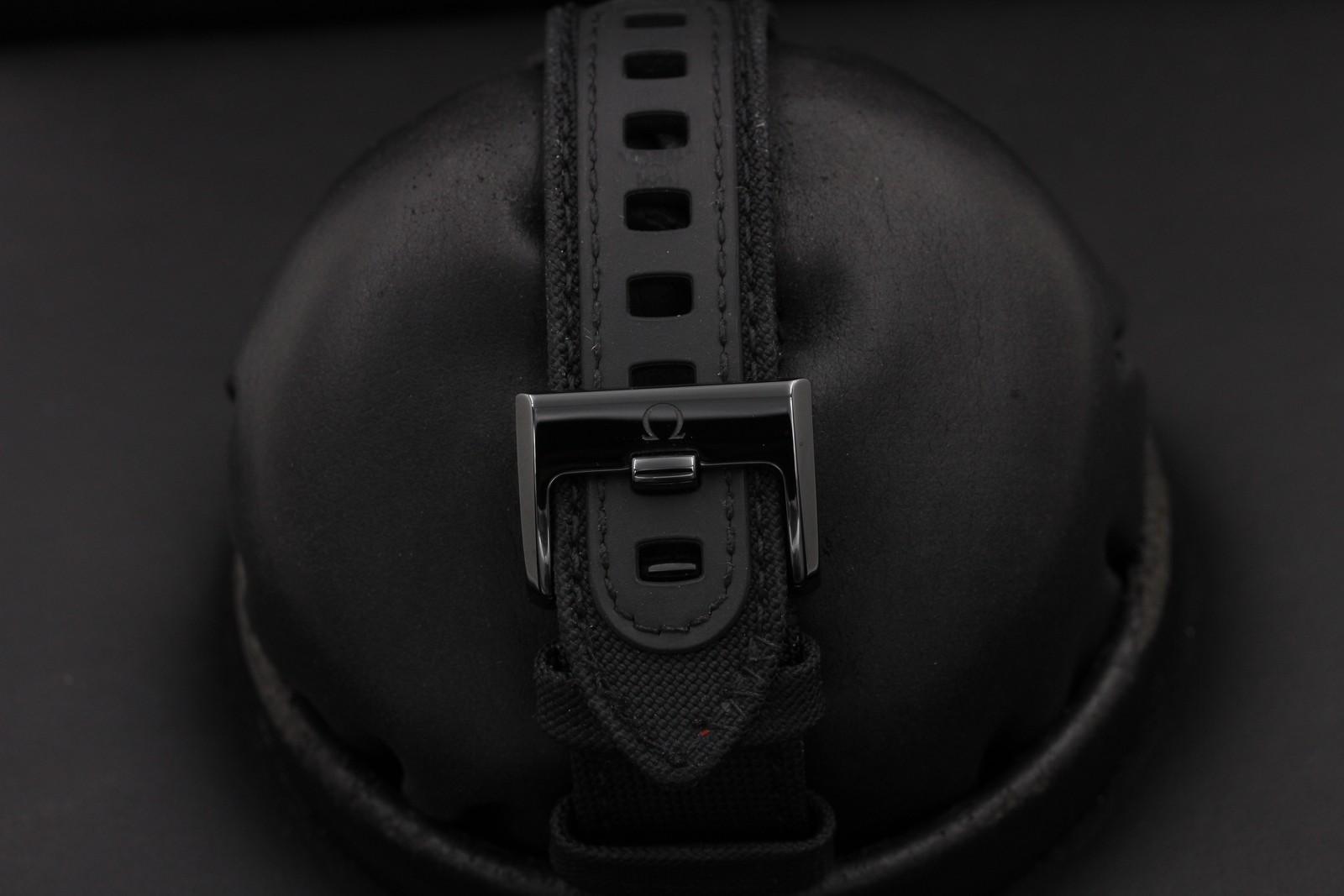 Watch Image 7