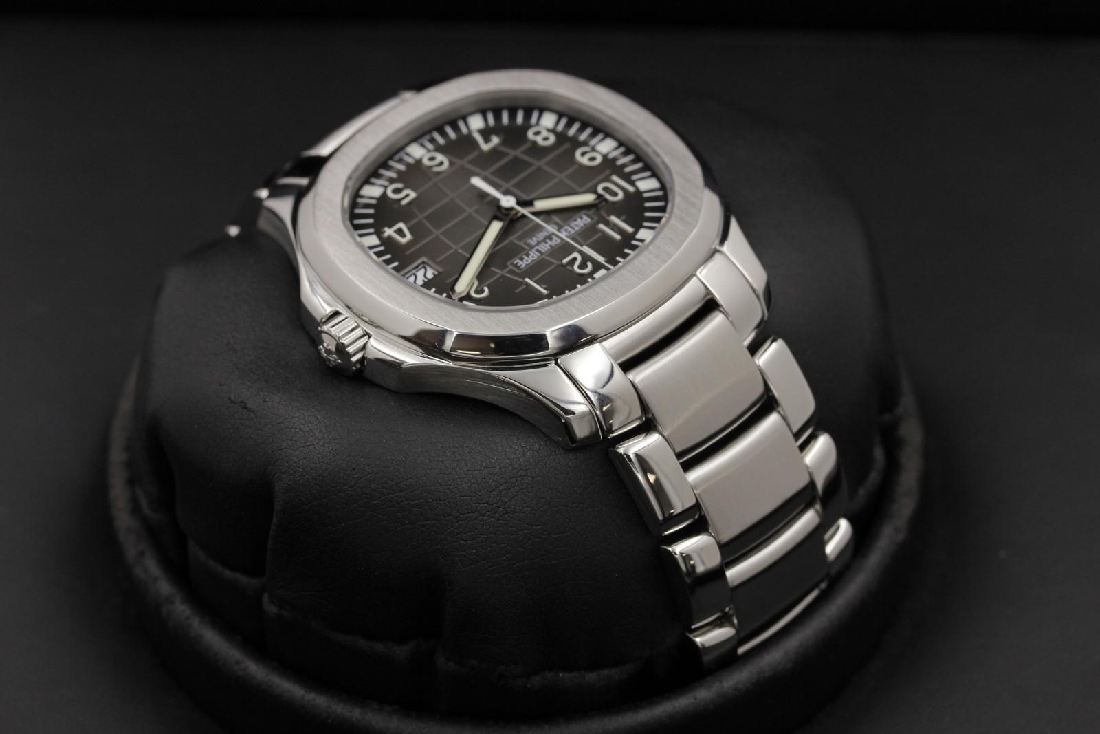 Watch Image 4