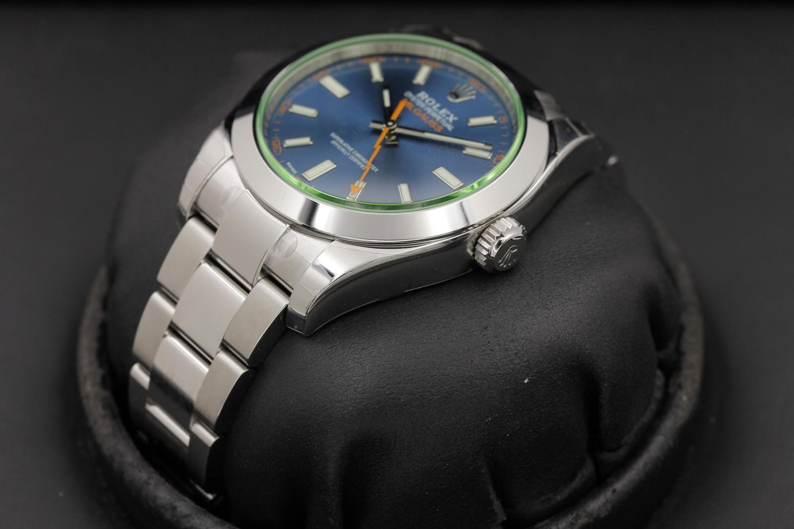 Watch Image 2