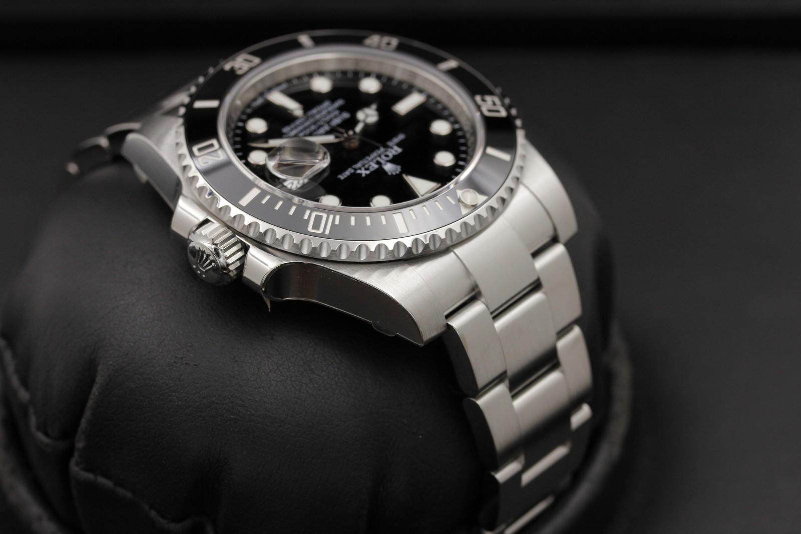 Watch Image 4