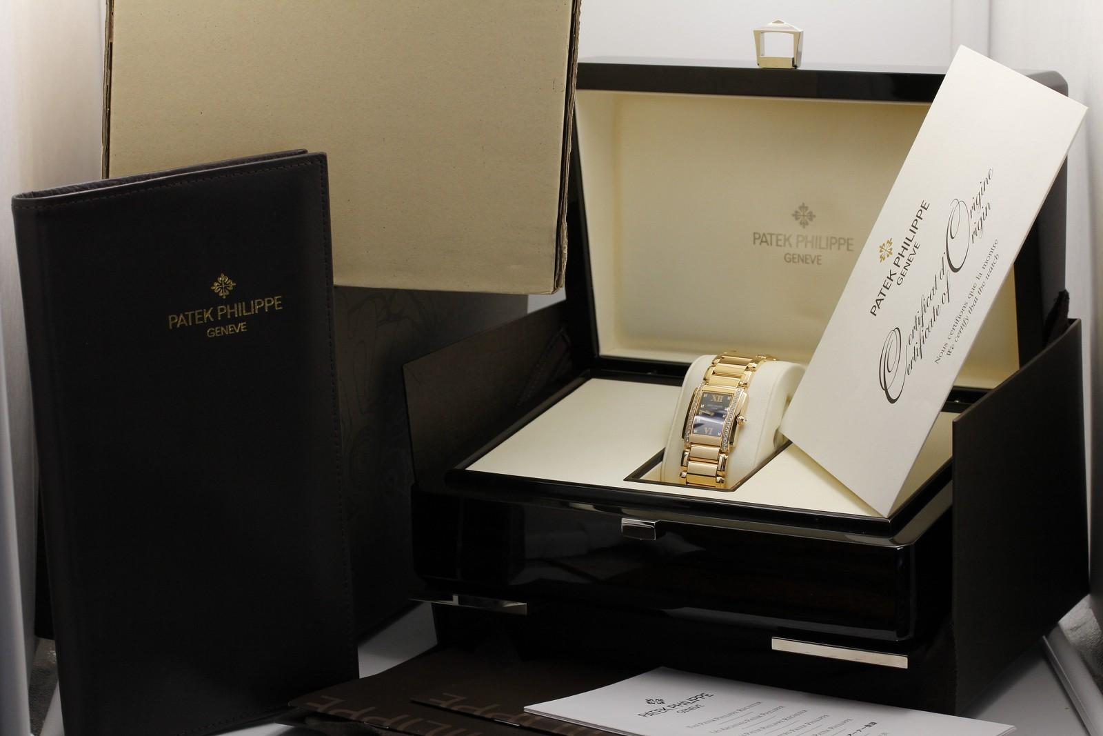 Watch Image 11