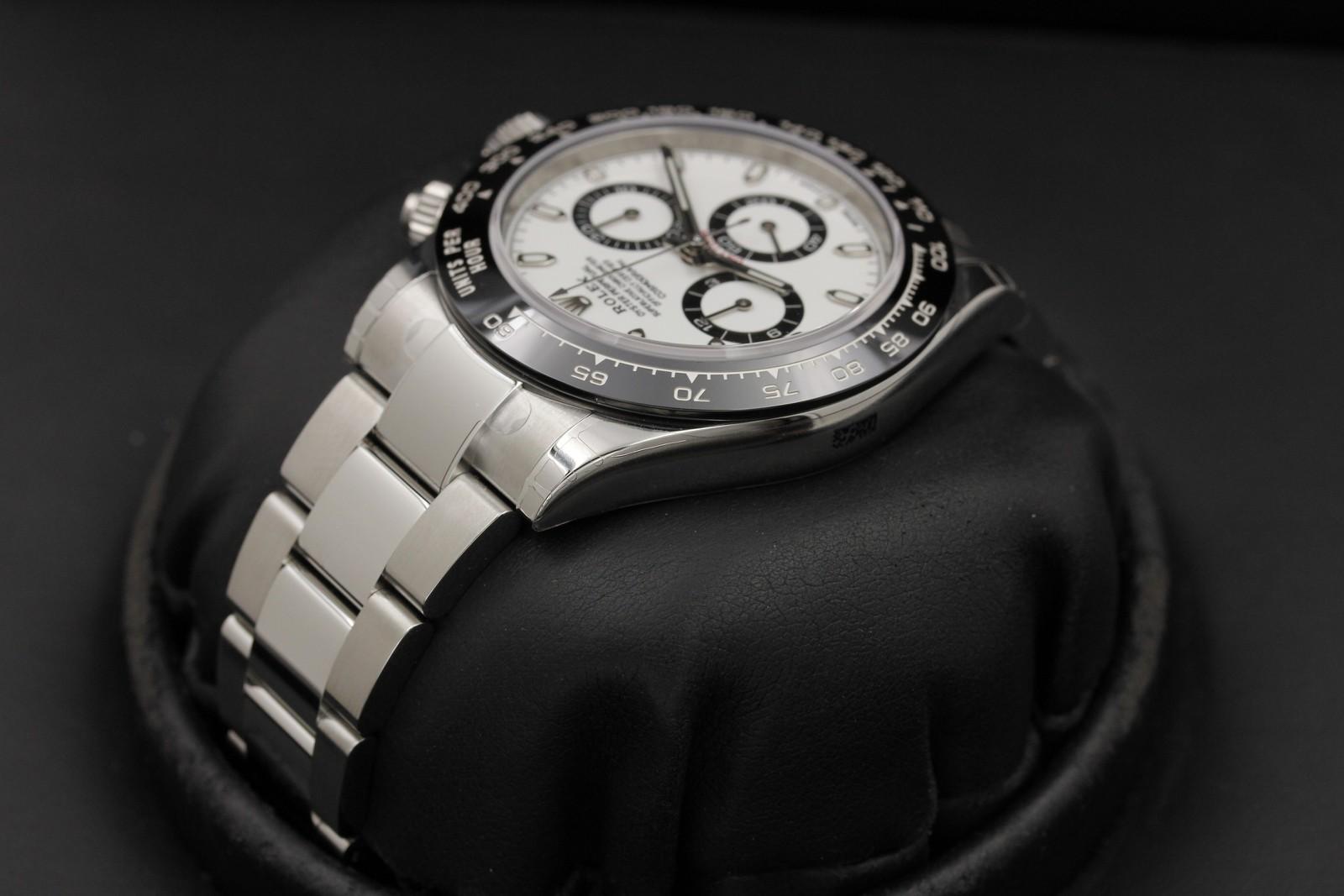 Watch Image 5
