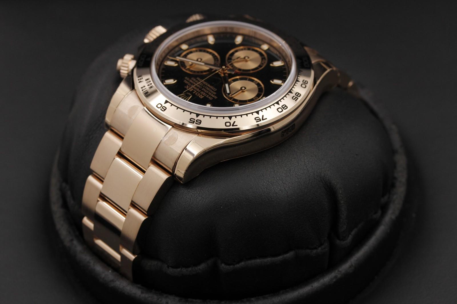 Watch Image 5