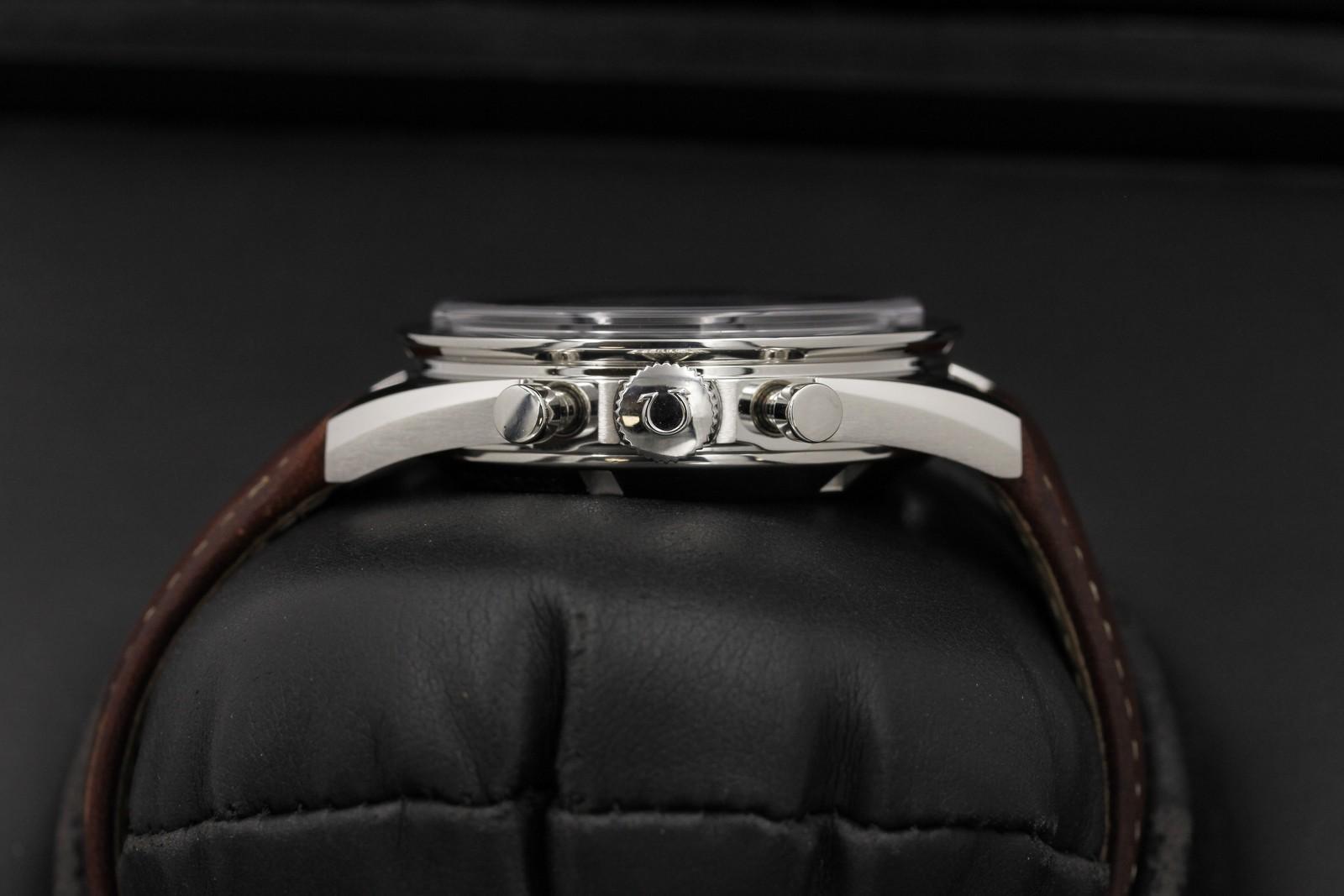 Watch Image 3
