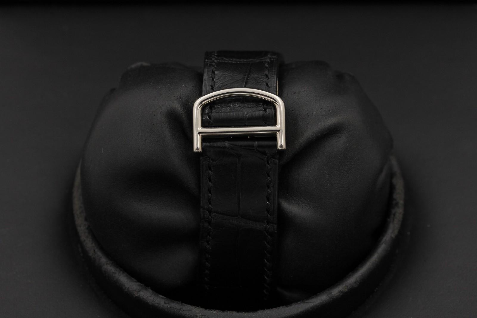 Watch Image 7