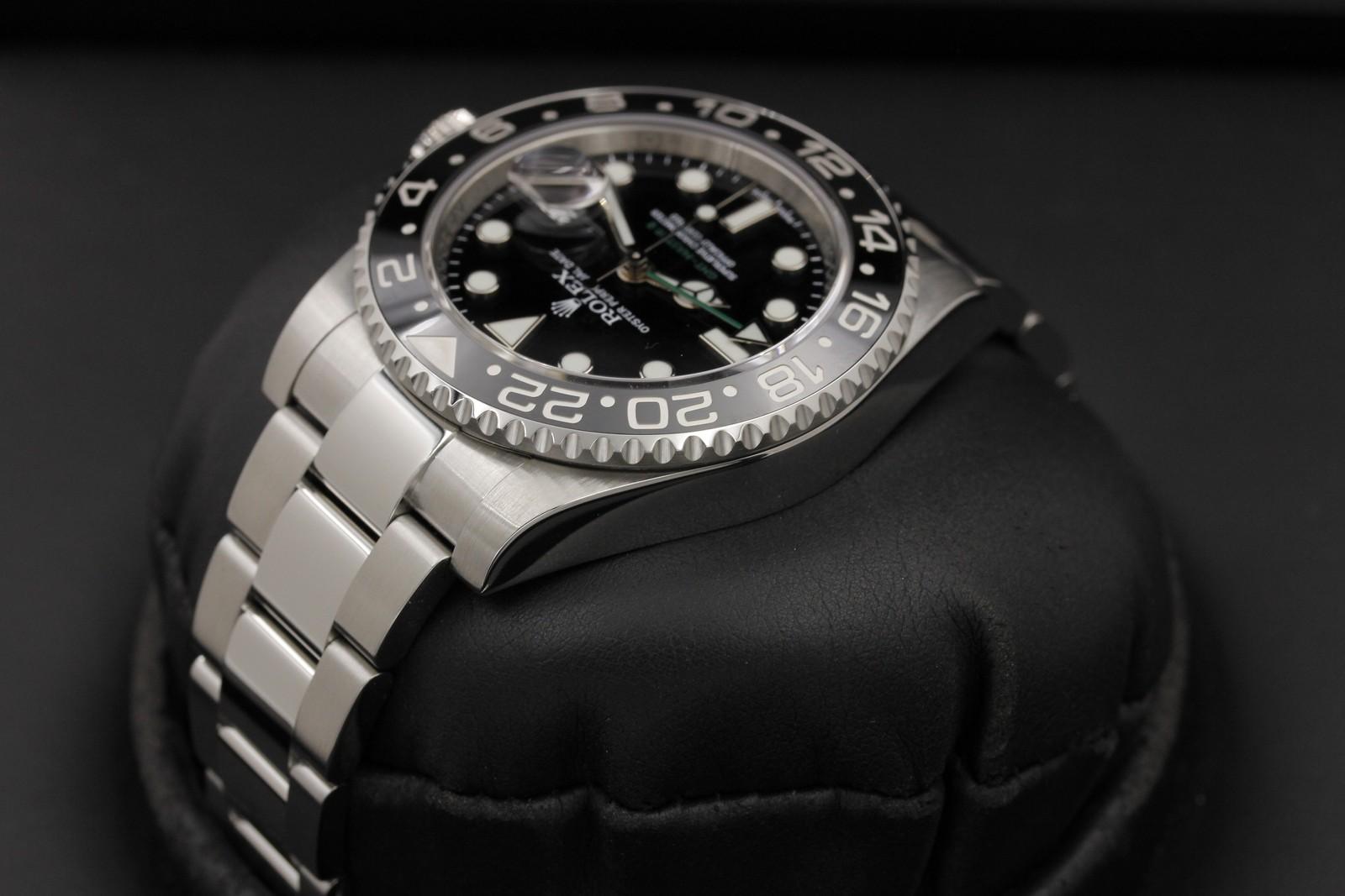 Watch Image 5
