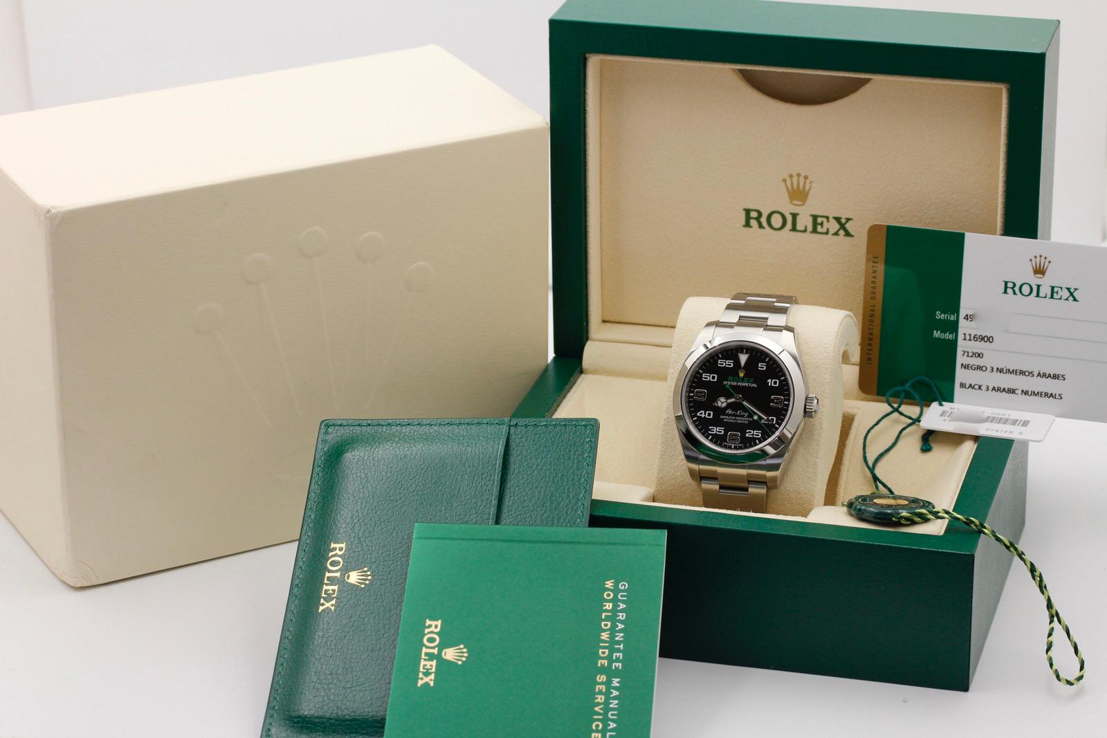 Watch Image 11