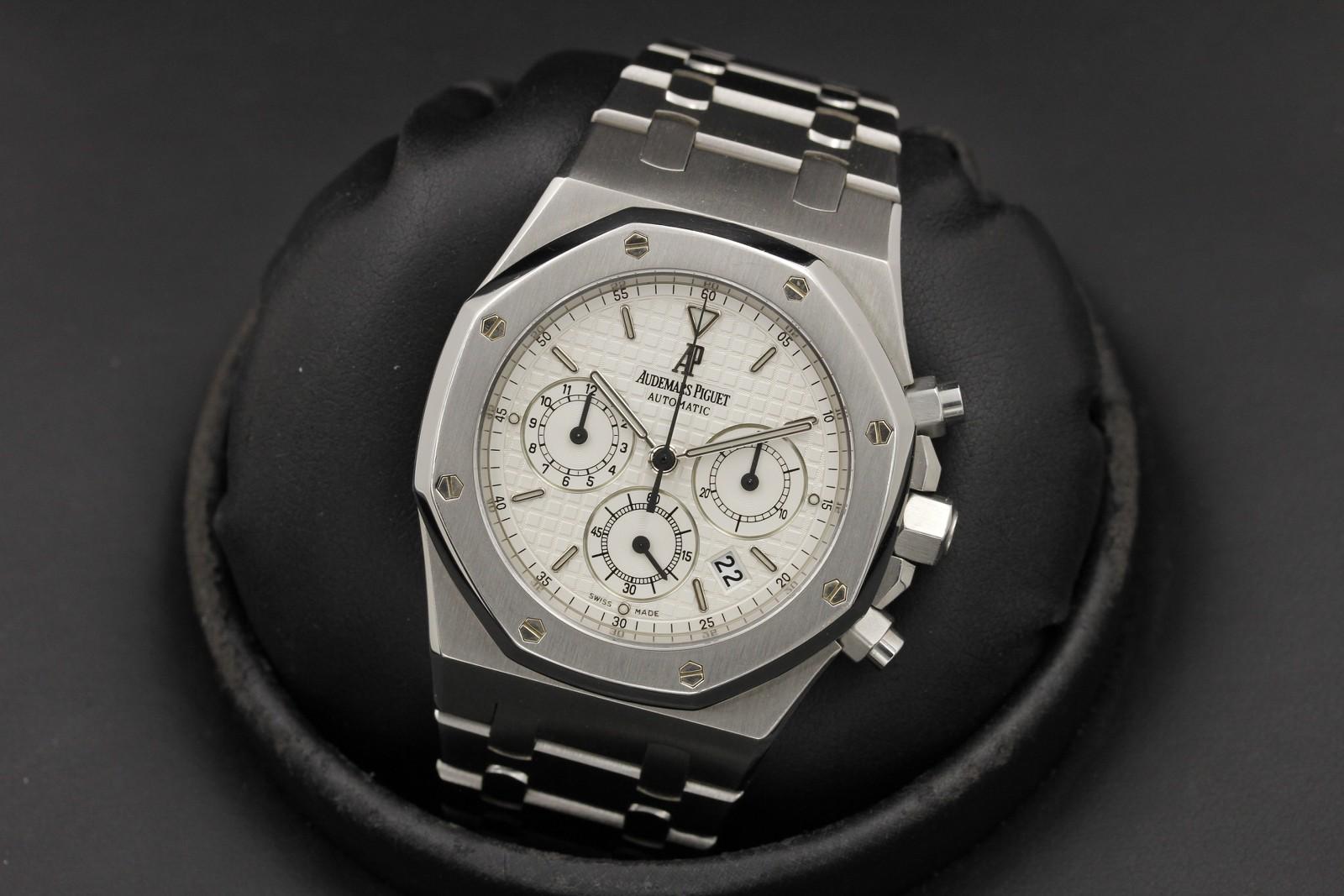 Watch Image 8