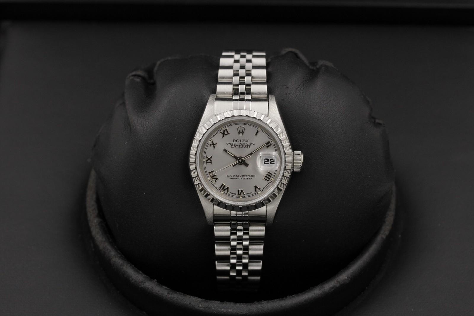 Watch Image 1