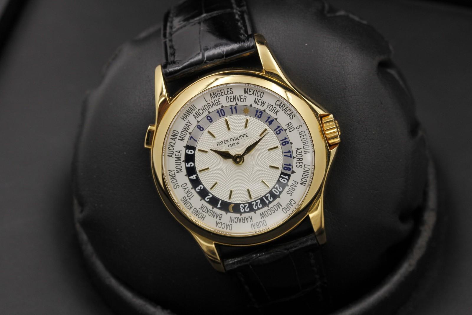 Watch Image 10