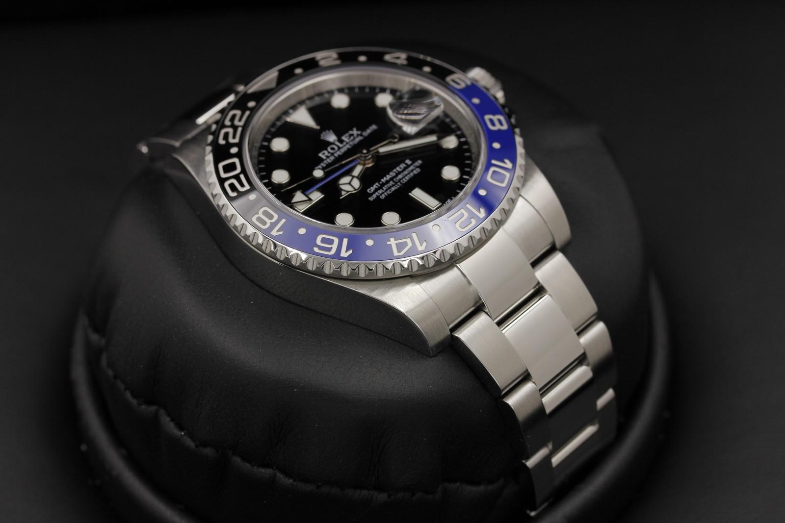 Watch Image 6