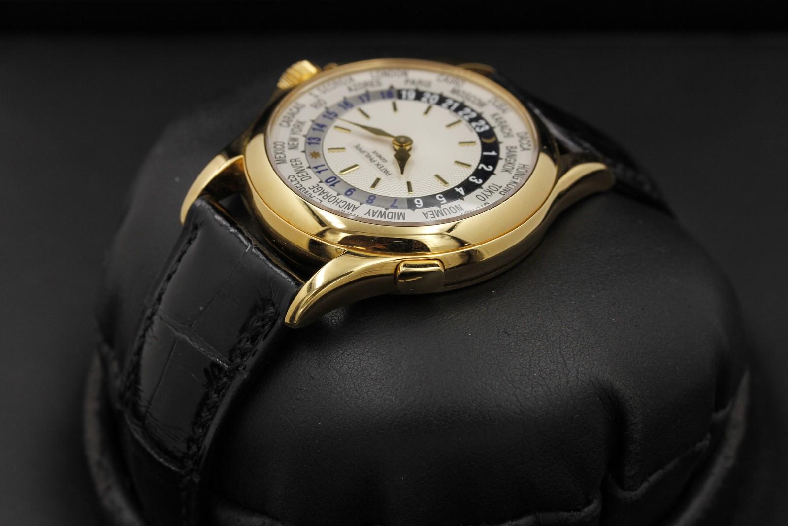 Watch Image 5