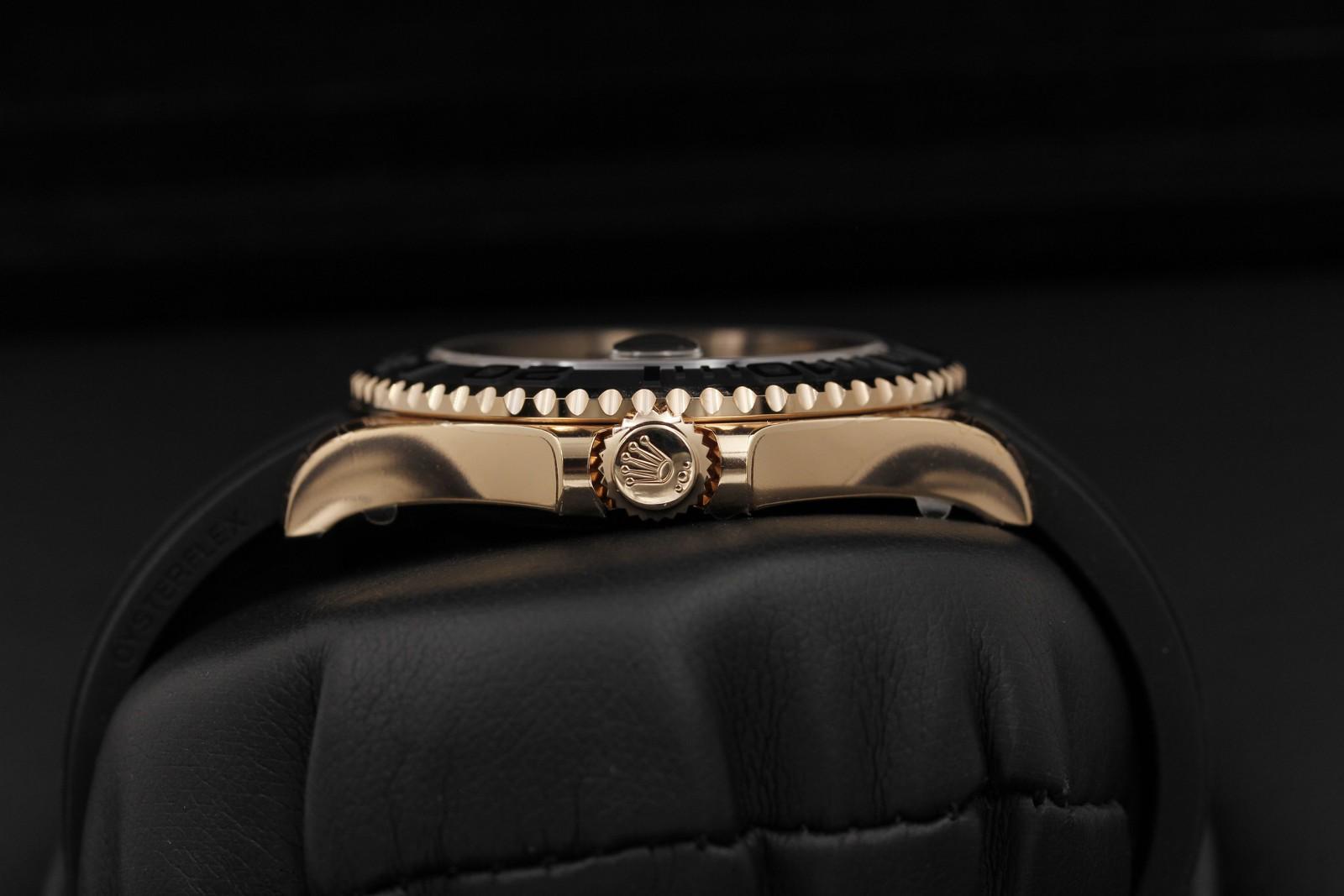 Watch Image 3