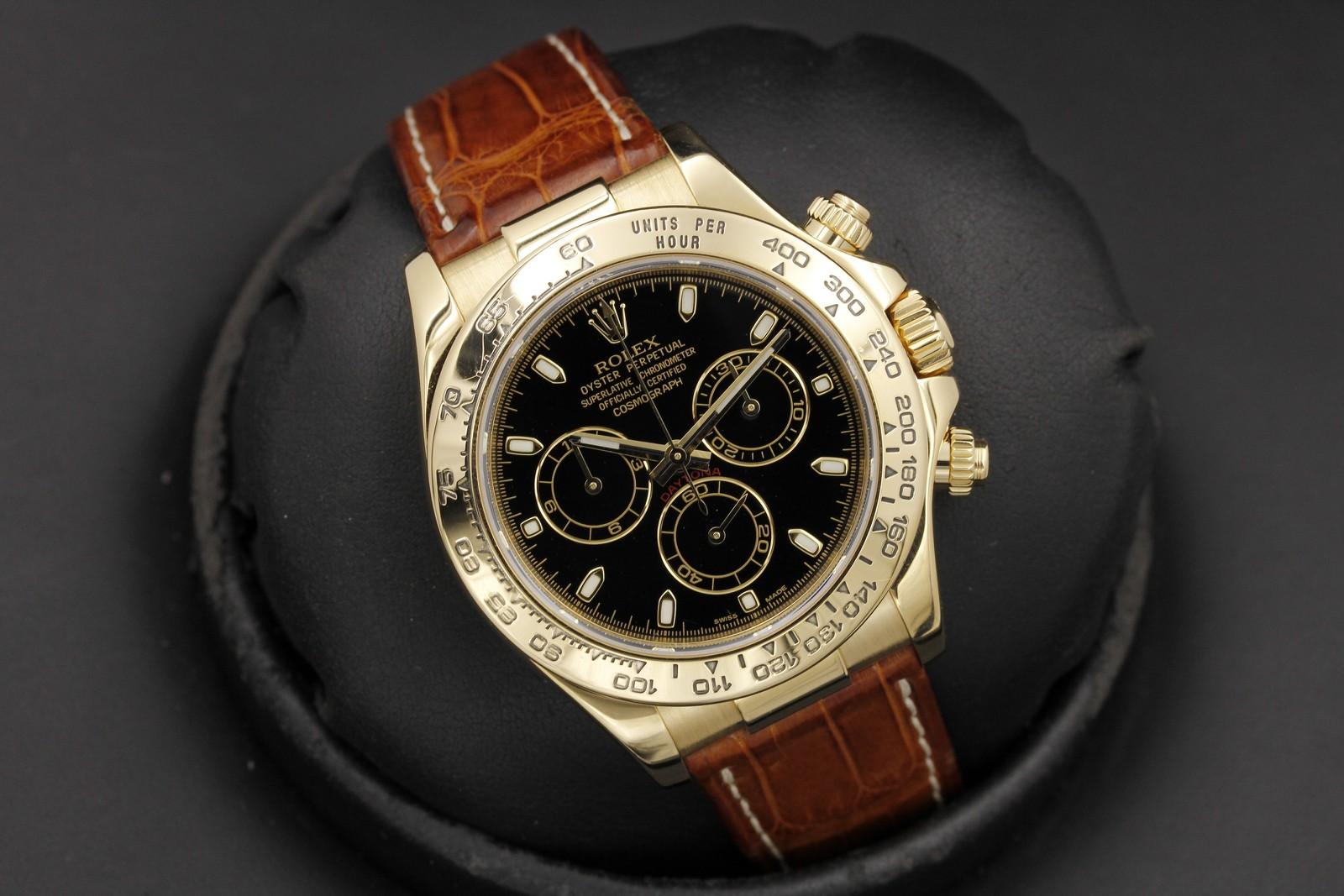 Watch Image 9