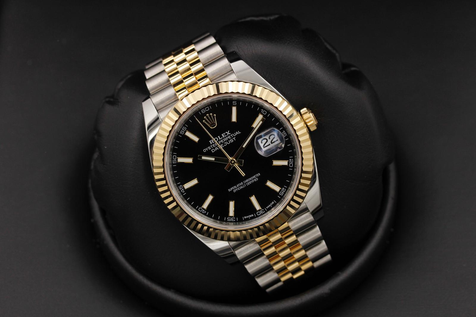 Watch Image 9