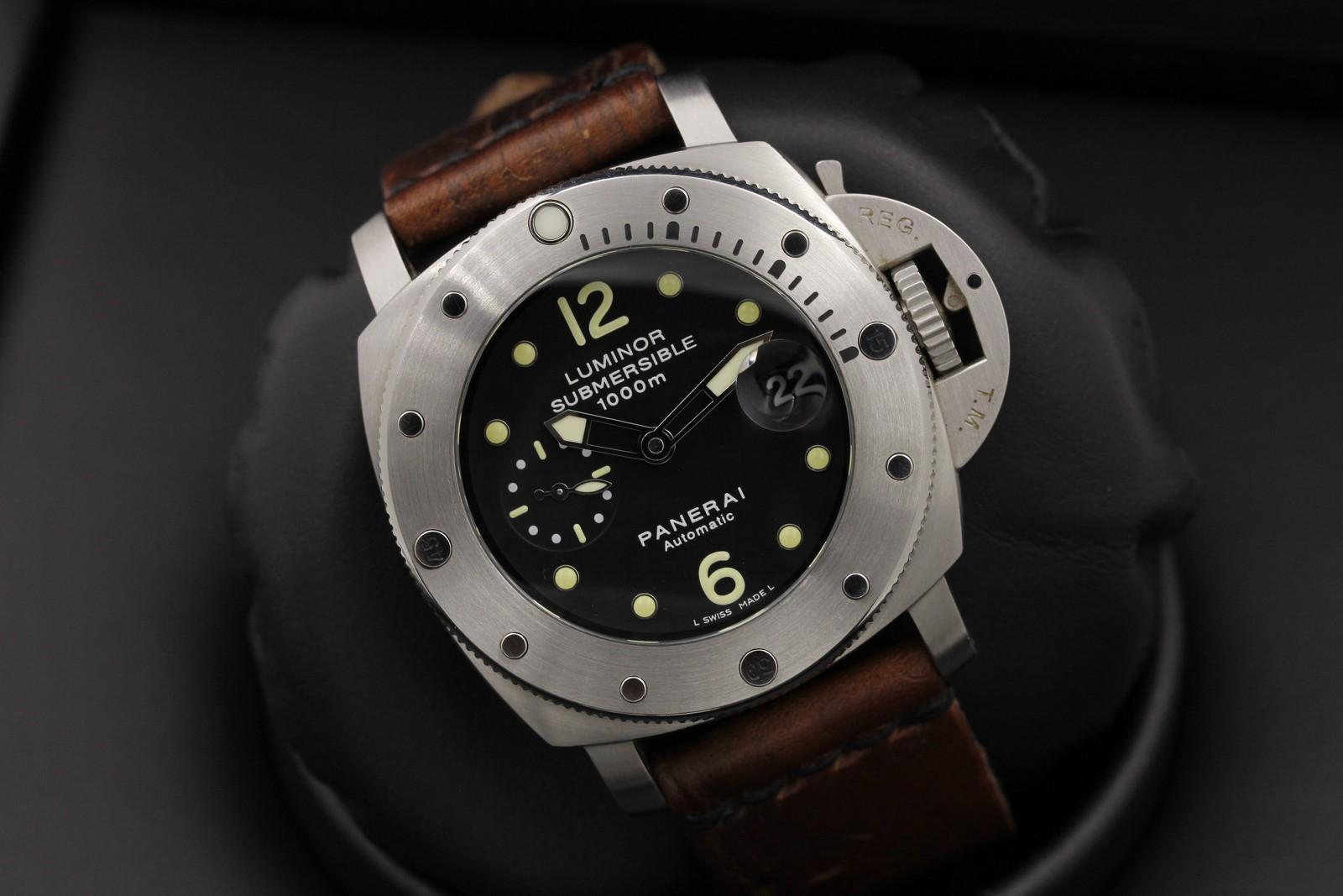 Watch Image 9