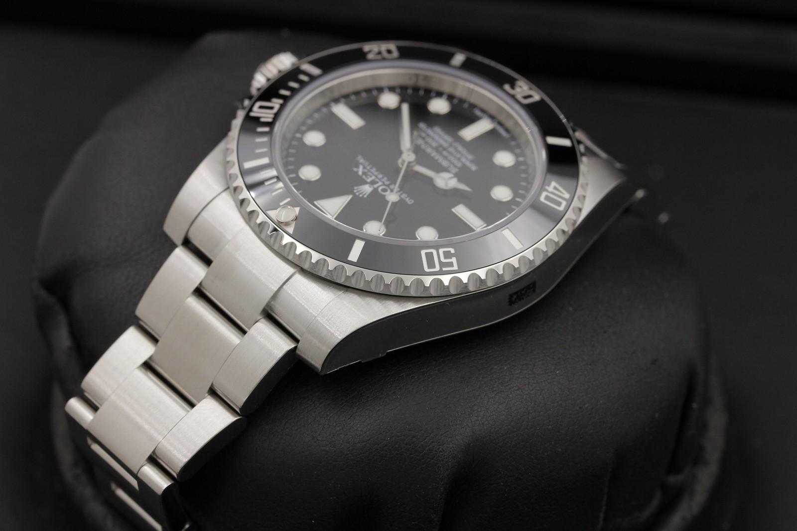 Watch Image 5