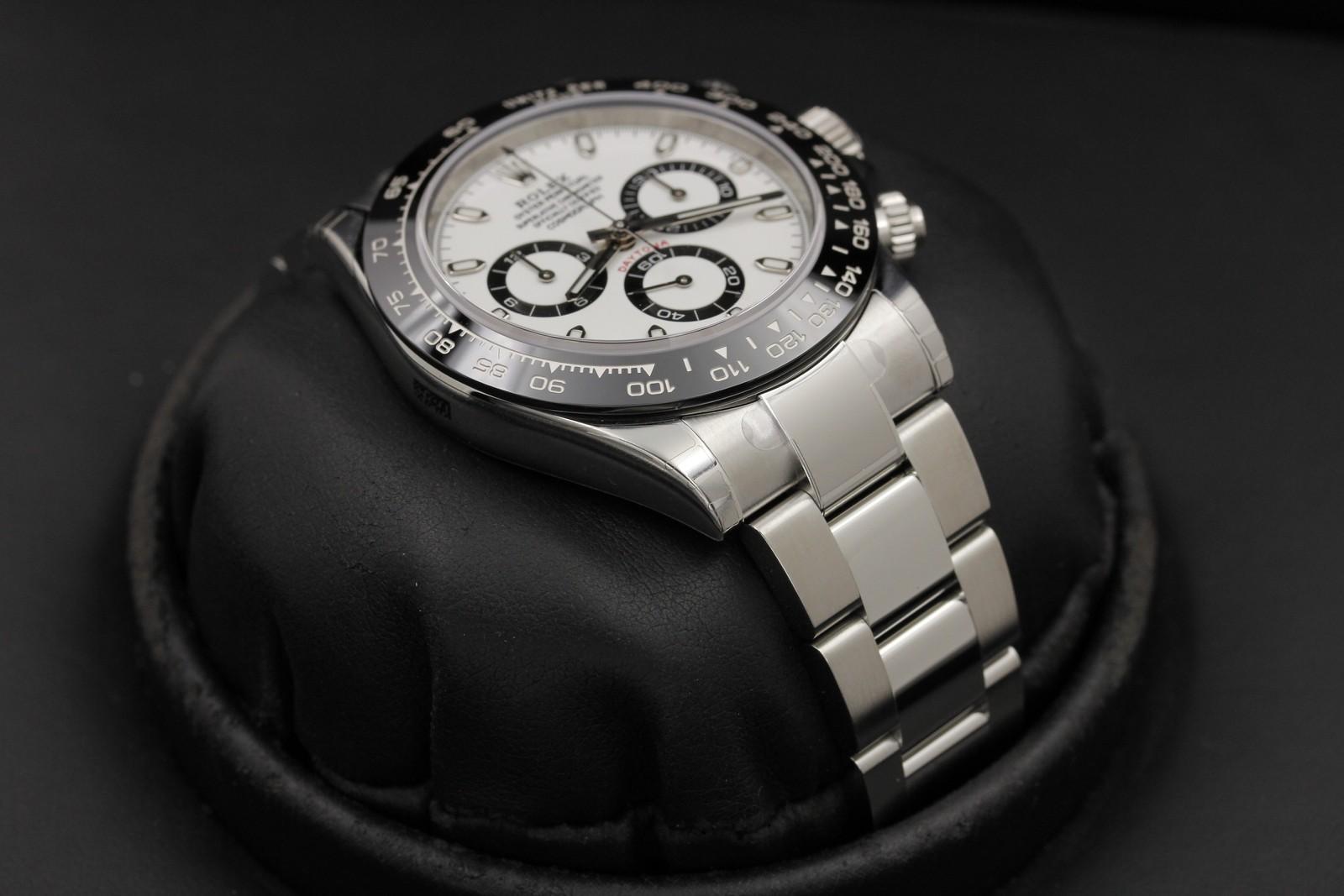 Watch Image 6