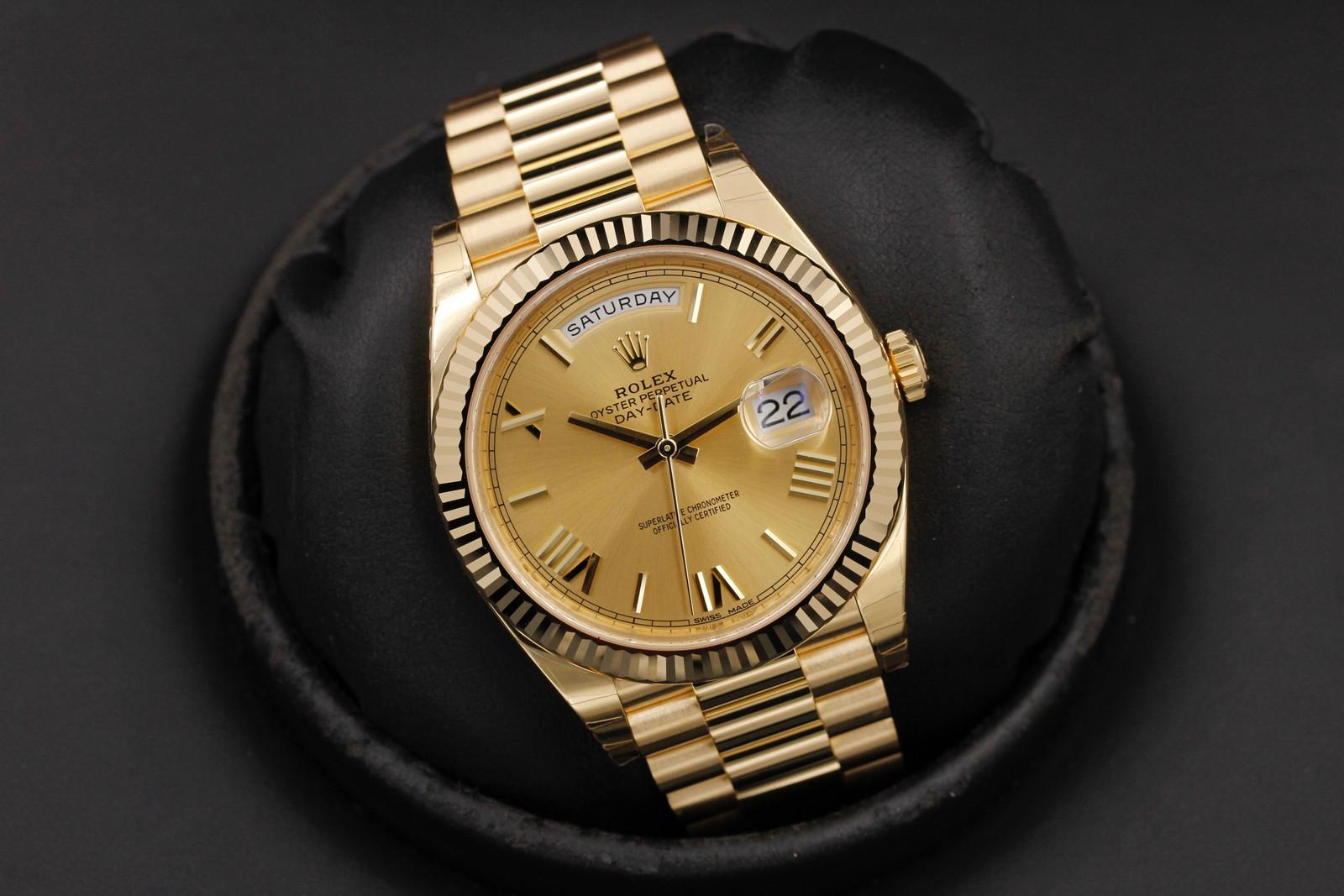 Watch Image 9