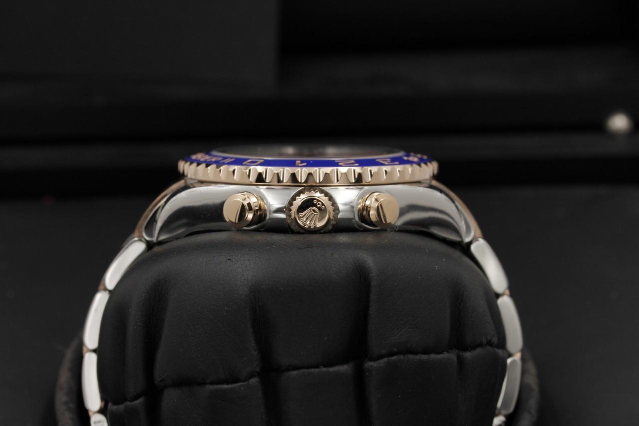 Watch Image 3
