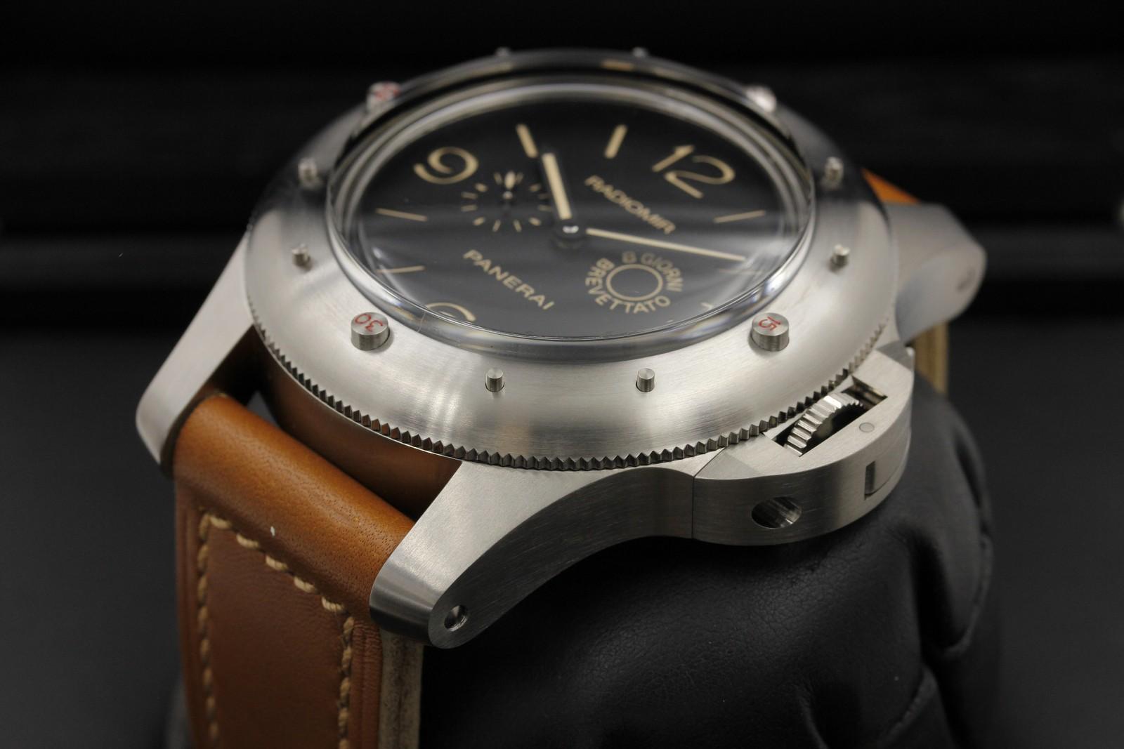 Watch Image 2